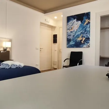 Giovita And Centro Sicilia Oda ve Kahvaltı *